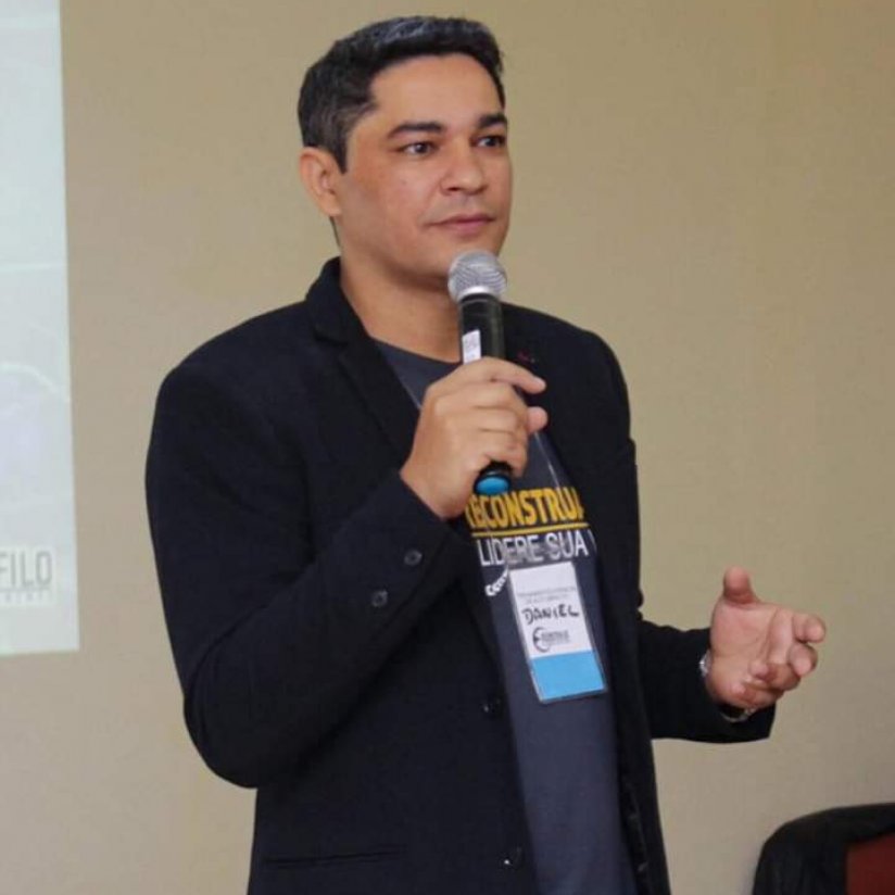 Daniel Teófilo